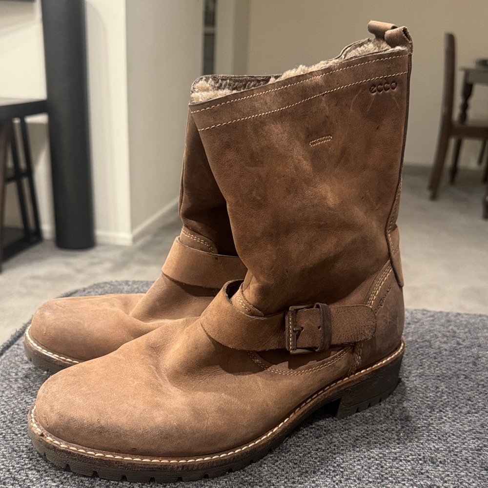 Brown Ecco Waterproof Boots